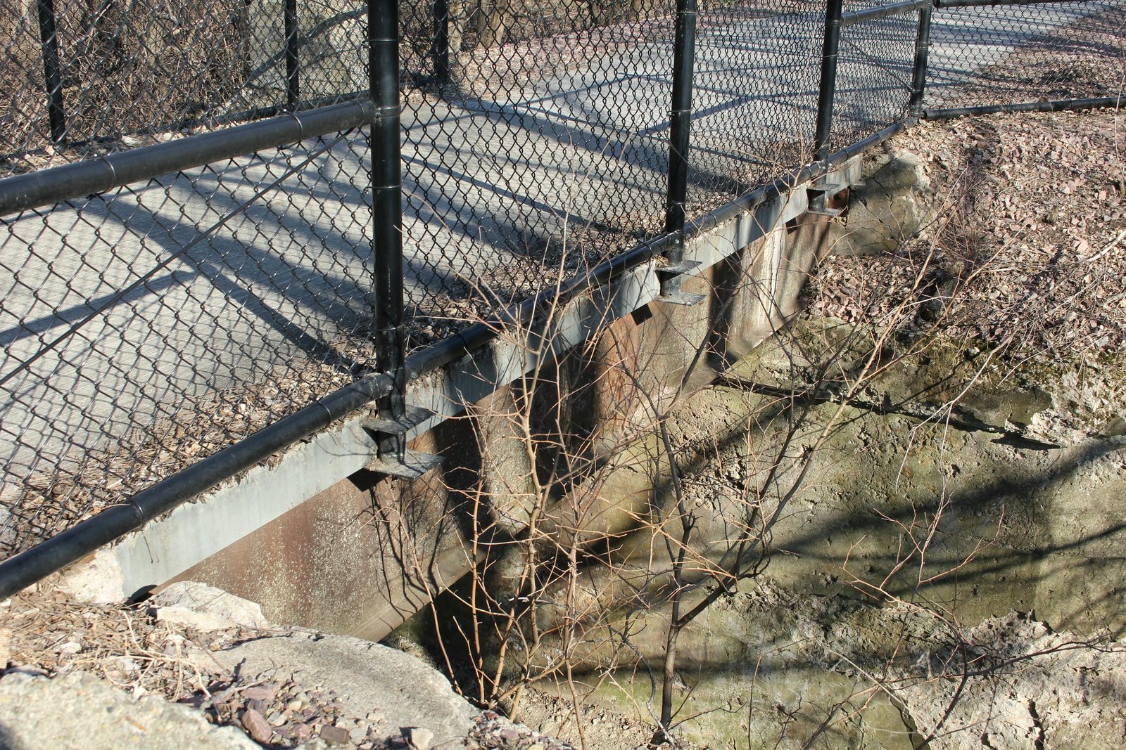 Main span
